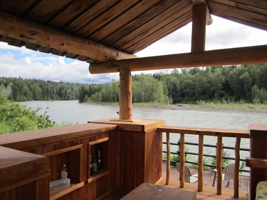 LDR Lodge - Last Dollar Ranch Smithers Exterior foto